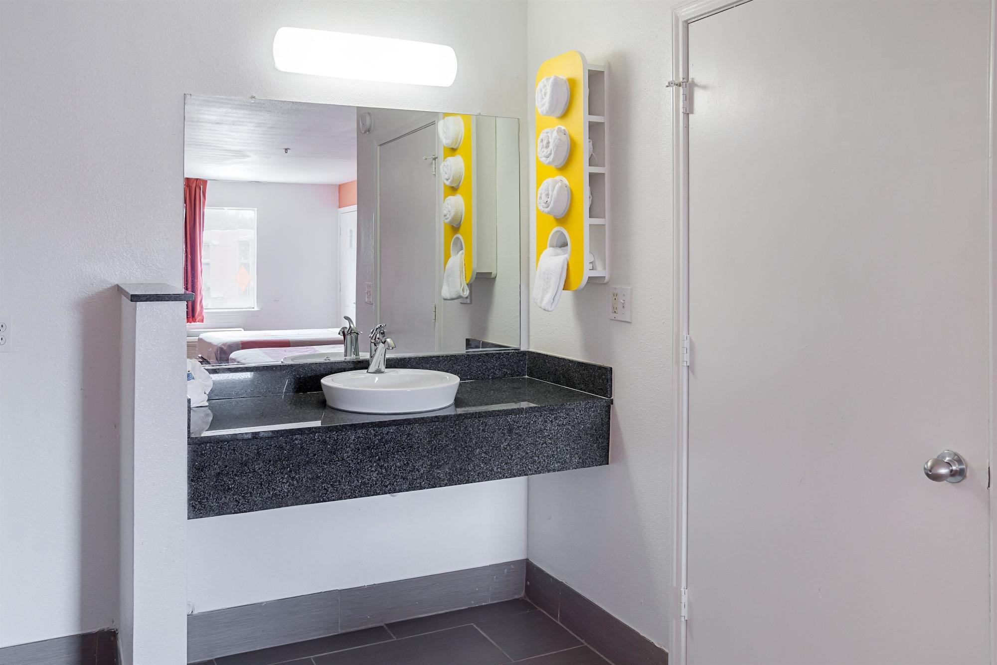 Motel 6-Grand Prairie, Tx - Near Six Flags Drive Extérieur photo
