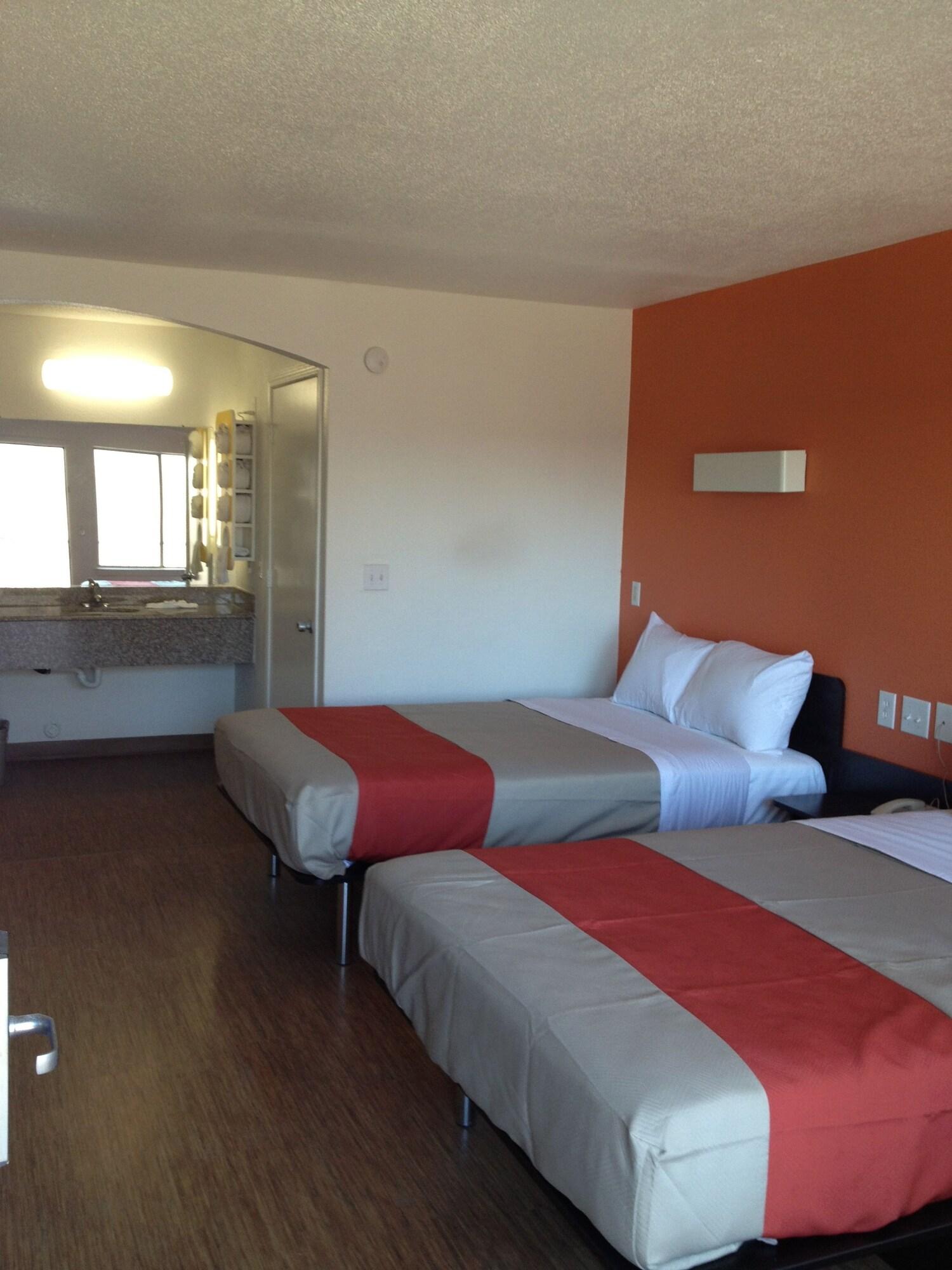 Motel 6-Grand Prairie, Tx - Near Six Flags Drive Extérieur photo
